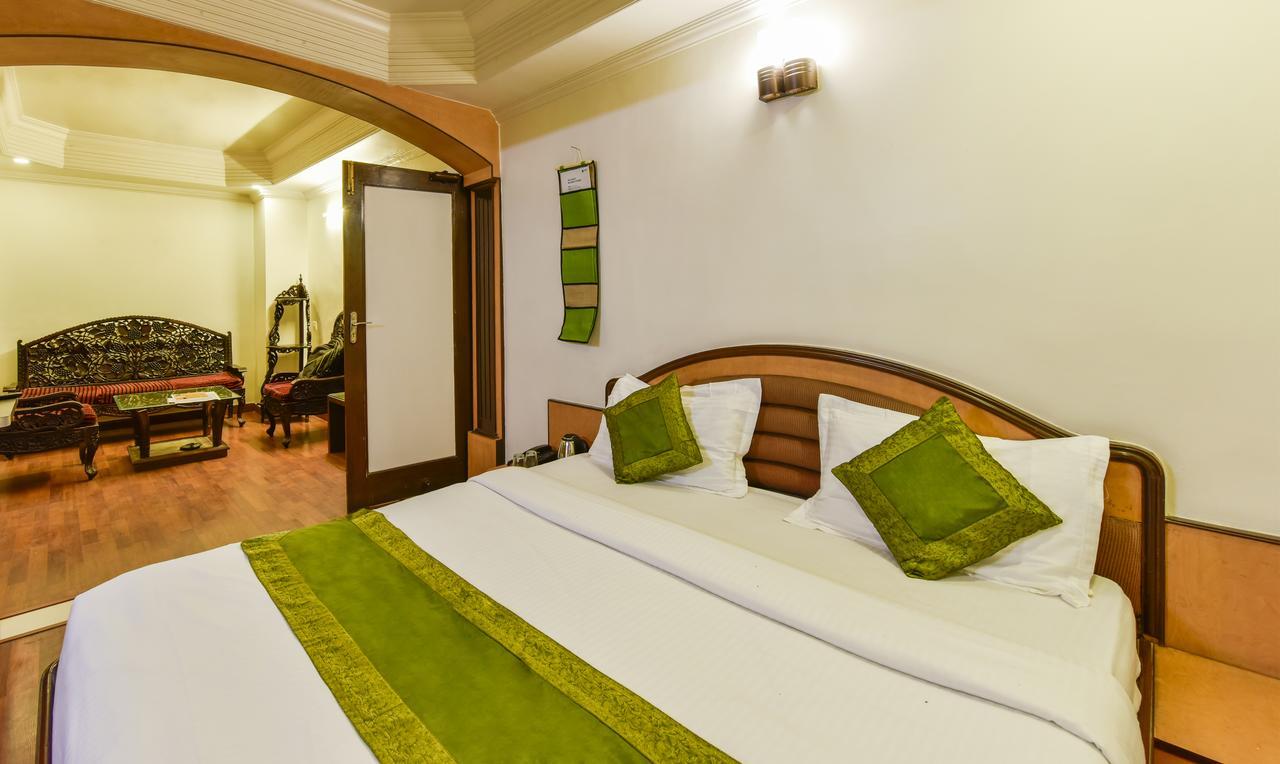 Hotel Kanishka Raipur  Exterior photo
