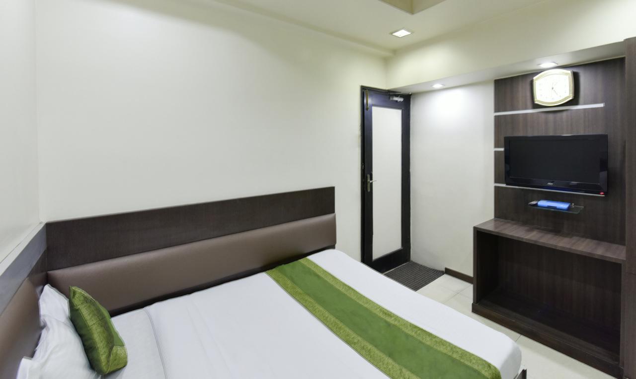 Hotel Kanishka Raipur  Exterior photo