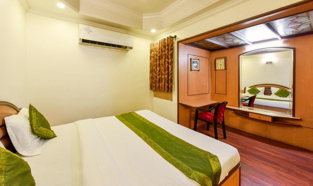 Hotel Kanishka Raipur  Exterior photo