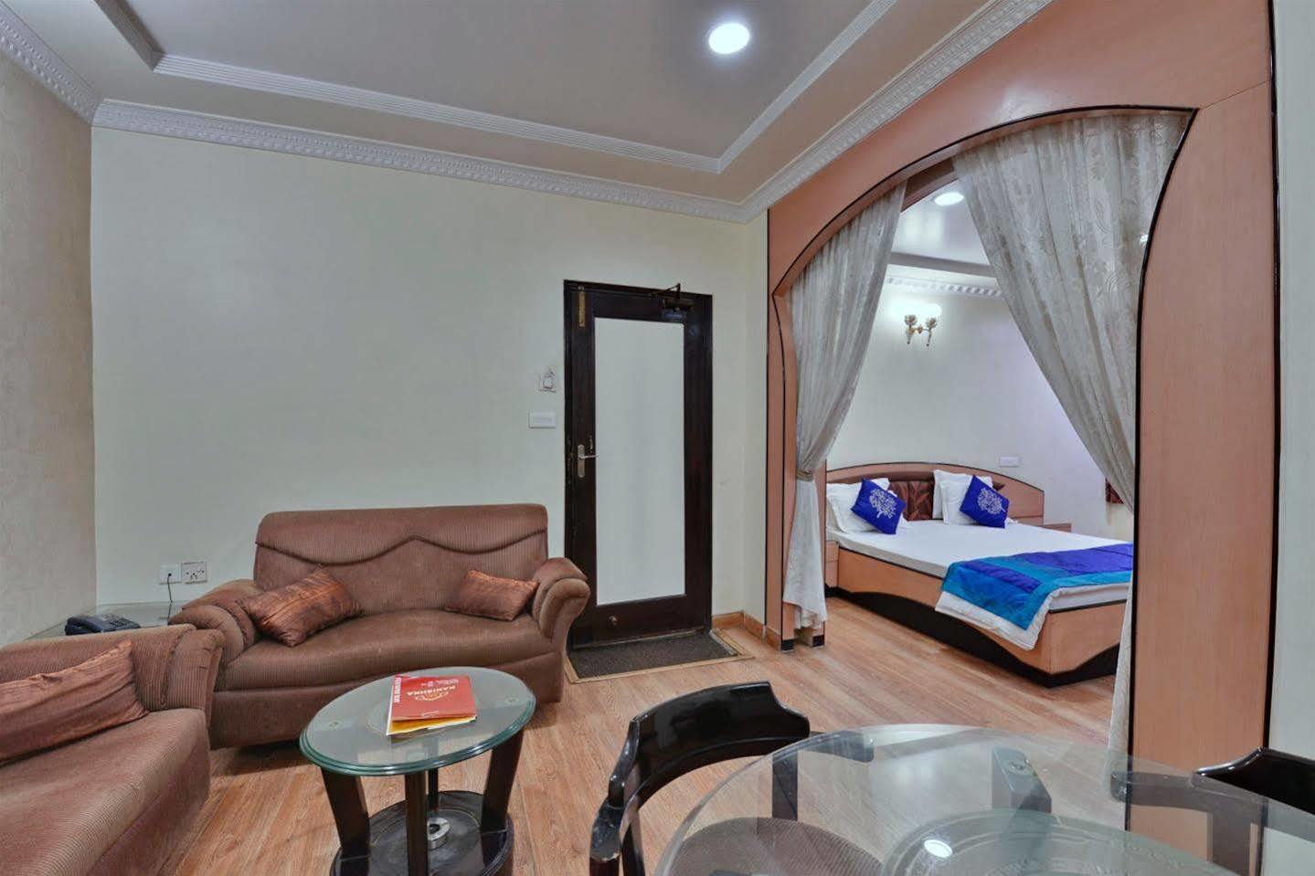 Hotel Kanishka Raipur  Exterior photo